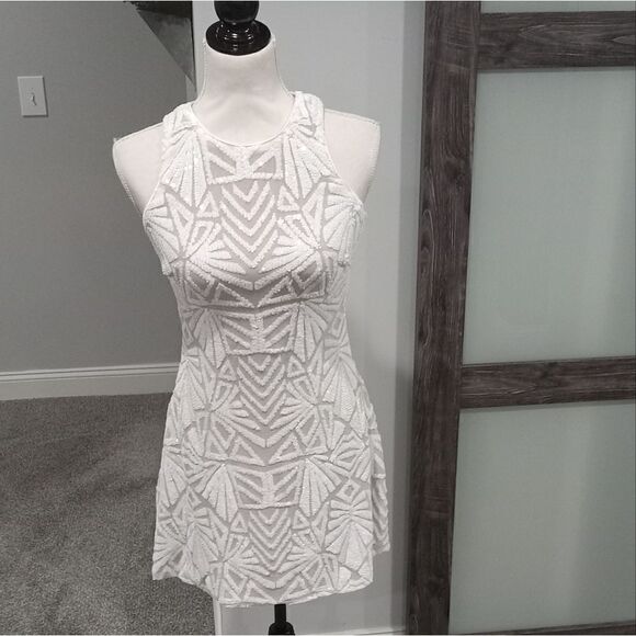 Dress The Population Mia Skater mini dress white sequin overlay tan lined Size M - Picture 1 of 2
